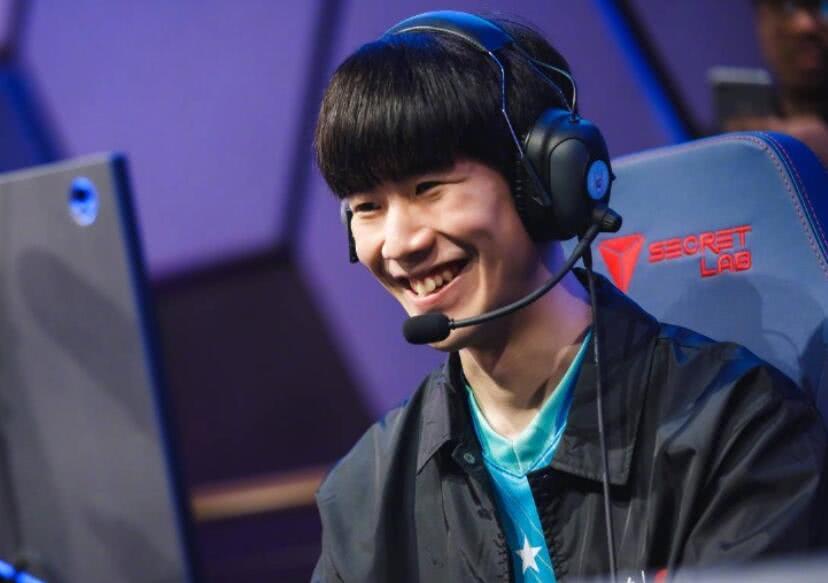 EPL S20 小组赛：挺进胜决！NaVi 2-0 NIP