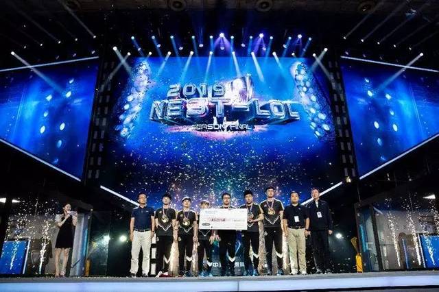 ECSTATIC 和 Virtus.pro 首先退出 BLAST Open Fall 2025：封闭资格赛