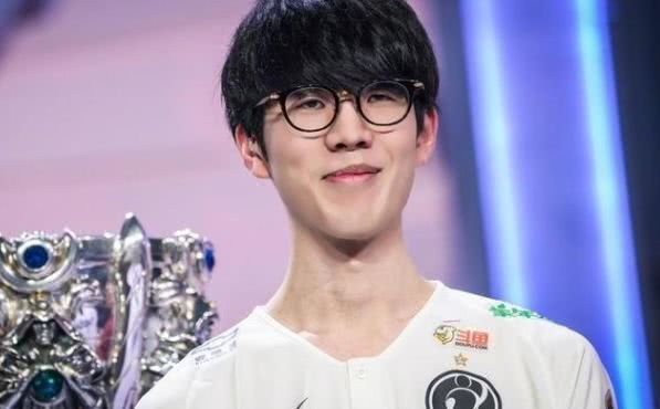 FISSURE 将于 2025 年在贝尔格莱德举办两场 LAN 赛事